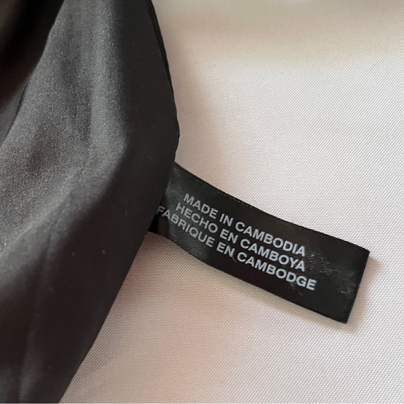 Multisac Black with Multicolor Flowers Crossbody Purse - Picture 10 of 12